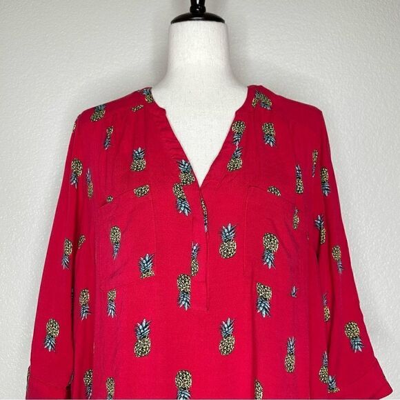 Torrid Harper Pineapple Print Pullover Top - Picture 3 of 13